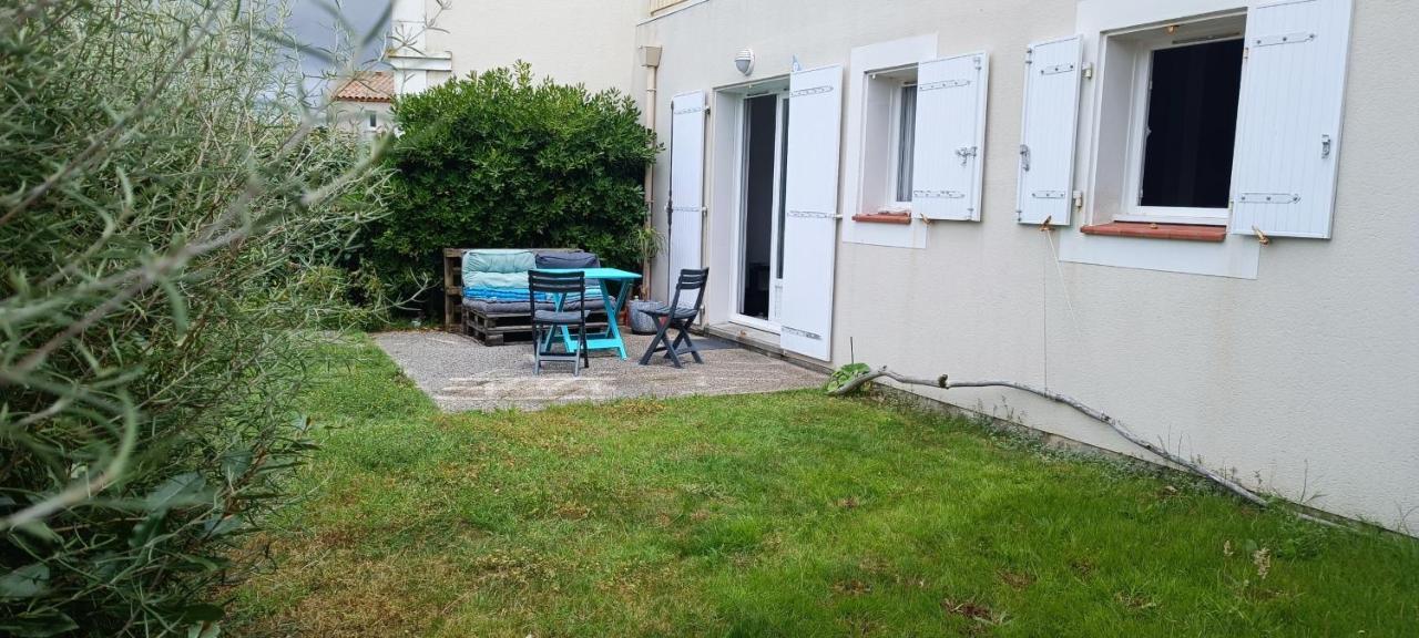 Semaphore Plat - Maisonnette -Residence - Piscine Les Sables-dʼOlonne Exterior foto